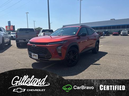 Certified 2024 Chevrolet Trax ACTIV w/ Driver Confidence Package FWD image 1