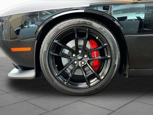 Used 2021 Dodge Challenger R/T Scat Pack w/ T/A Package RWD image 11