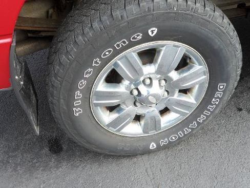 Used 2011 Ford F150 XLT w/ XLT Chrome Pkg image 8