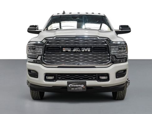Used 2022 RAM 3500 Limited AWD/4WD image 3
