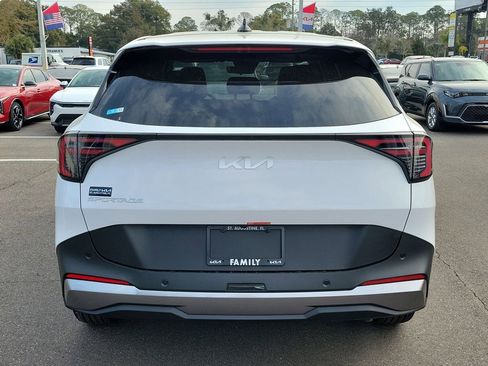 New 2026 Kia Sportage LX image 5