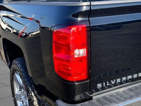 Used 2018 Chevrolet Silverado 1500 LT w/ Texas Edition RWD image 29