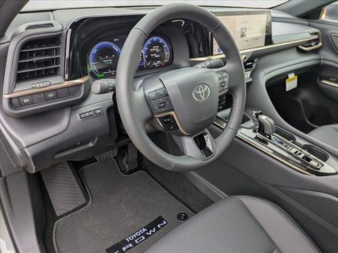 New 2026 Toyota Crown XLE image 3