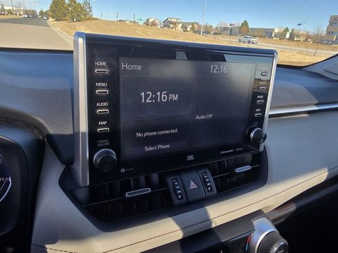 Used 2022 Toyota RAV4 Limited image 21