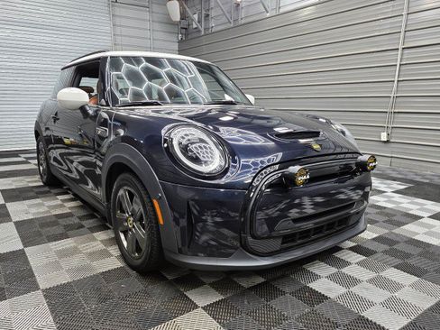 Used 2023 MINI Cooper SE FWD image 5