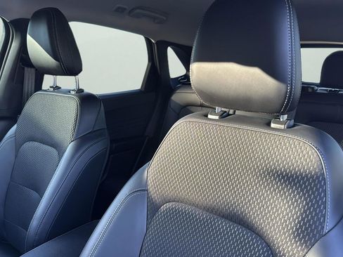 Used 2026 Ford Escape SE image 10