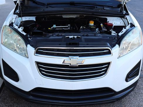 Used 2016 Chevrolet Trax LS w/ LPO, Cargo Package FWD image 52