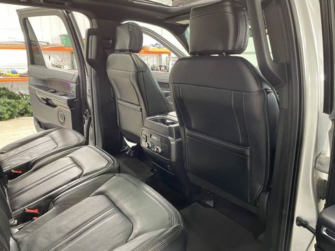 Used 2019 Ford Expedition Max Limited AWD/4WD image 23
