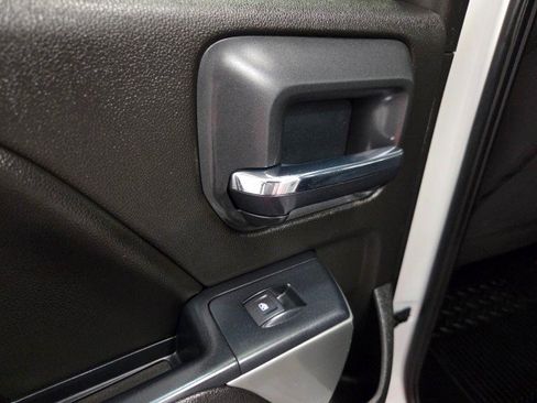 Used 2018 Chevrolet Silverado 1500 LT RWD image 35
