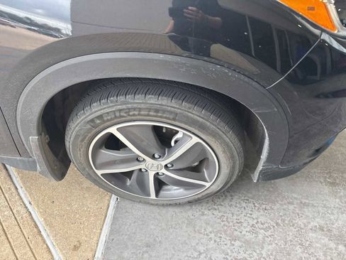 Used 2022 Honda HR-V EX-L image 5