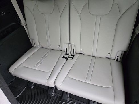 New 2026 Kia Sorento S FWD image 22