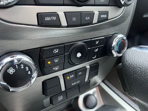 Used 2011 Ford Fusion SE w/ 202A Rapid Spec Order Code image 16