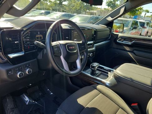 Used 2024 GMC Sierra 1500 Elevation AWD/4WD image 16