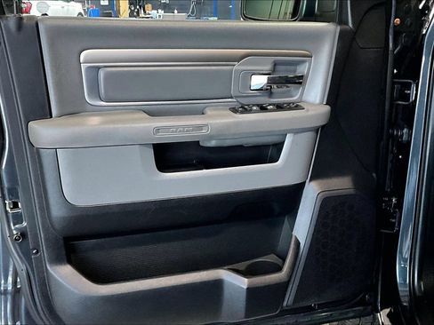 Used 2016 RAM 1500 Big Horn AWD/4WD image 9