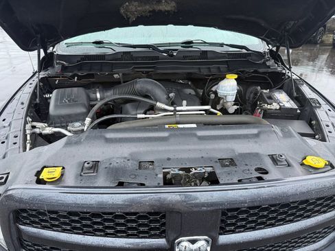 Used 2018 RAM 1500 Express image 21