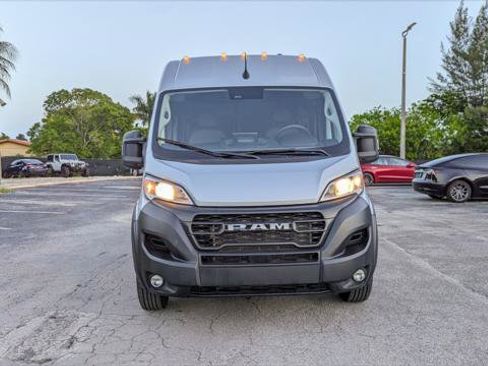 Used 2024 RAM ProMaster 2500 w/ Premium Convenience Group FWD image 12