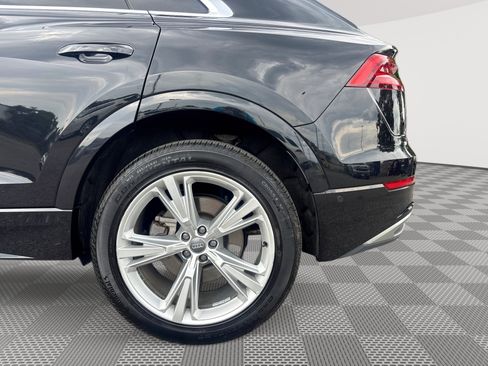 Used 2019 Audi Q8 Premium Plus AWD/4WD image 29