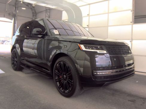 Used 2023 Land Rover Range Rover SE AWD/4WD image 1