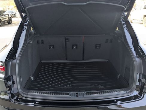 New 2026 Porsche Macan S image 22