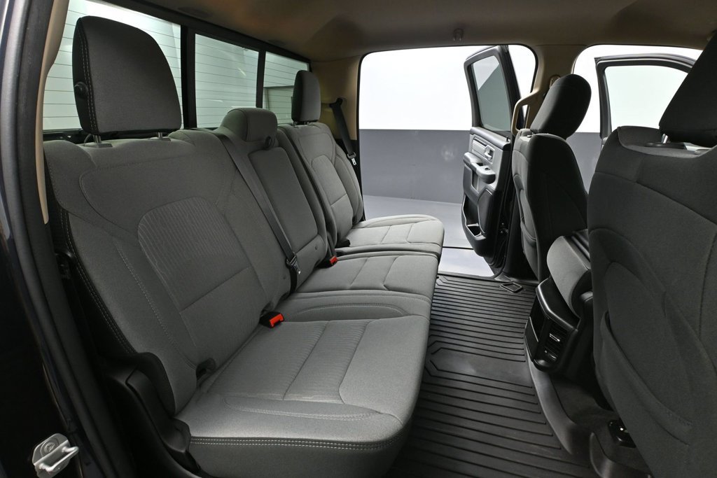 Used 2020 RAM 1500 Big Horn AWD/4WD image 33
