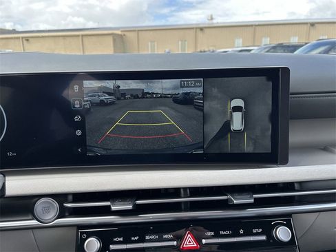 New 2026 Hyundai Tucson Limited image 7