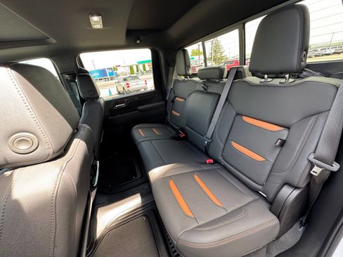 Used 2025 GMC Sierra 3500 AT4 w/ AT4 Premium Plus Package AWD/4WD image 27