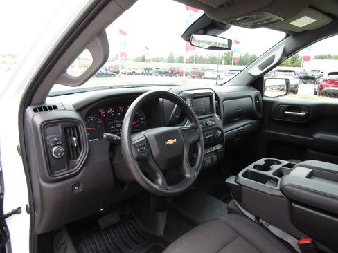 Used 2024 Chevrolet Silverado 1500 W/T w/ WT Fleet Convenience Package image 9