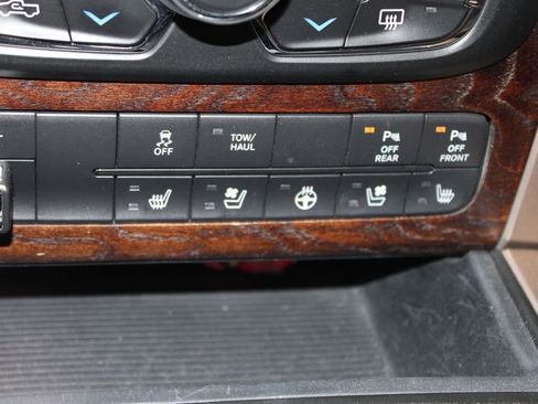 Used 2017 RAM 1500 Laramie Longhorn image 30