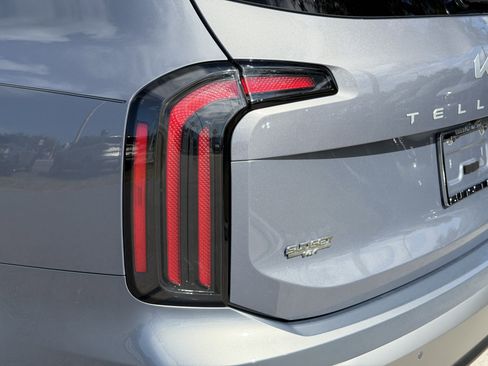 Certified 2023 Kia Telluride SX Prestige X-Pro image 7