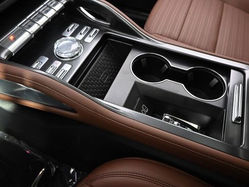 New 2026 Lincoln Nautilus Reserve image 32