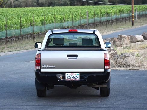 Used 2005 Toyota Tacoma 2WD Regular Cab image 13