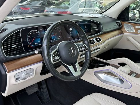 Used 2022 Mercedes-Benz GLS 450 4MATIC image 22