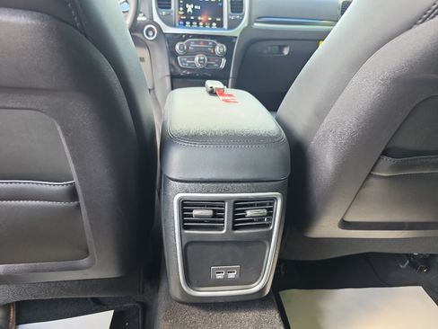 Used 2023 Chrysler 300 Touring L AWD/4WD image 20