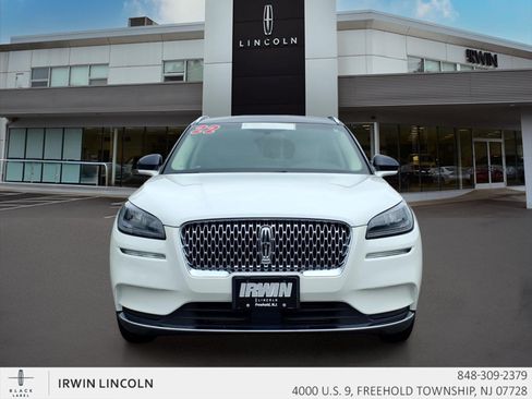 Certified 2022 Lincoln Corsair AWD w/ Premium Package image 3