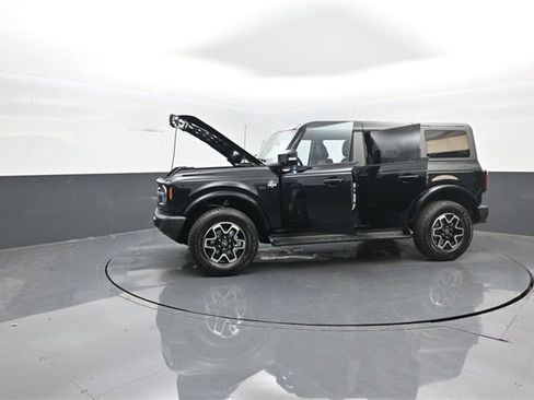 New 2025 Ford Bronco Outer Banks image 34