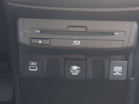 Used 2023 Honda Odyssey Elite image 30