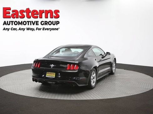 Used 2017 Ford Mustang Coupe RWD image 36
