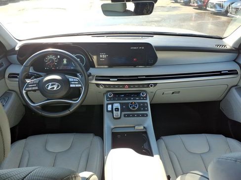 Used 2024 Hyundai Palisade SEL w/ Premium Package image 16