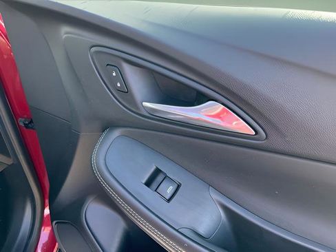 Used 2020 Buick Encore GX Select FWD image 32