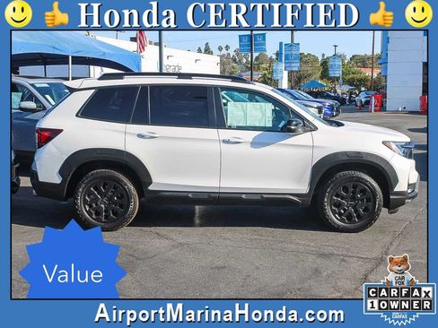 Certified 2023 Honda Passport TrailSport image 2