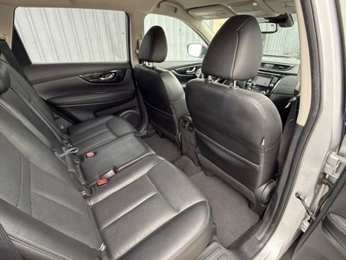 Used 2017 Nissan Rogue SL AWD/4WD image 30