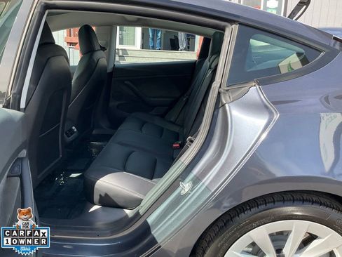Used 2023 Tesla Model 3 Standard Range image 6