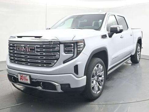 New 2026 GMC Sierra 1500 Denali AWD/4WD image 2