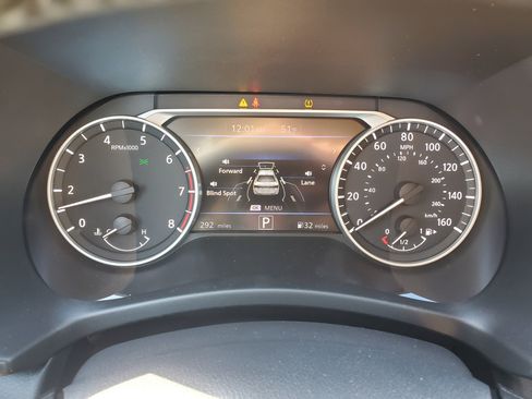 Certified 2025 Nissan Sentra SV w/ SV Premium Package image 17