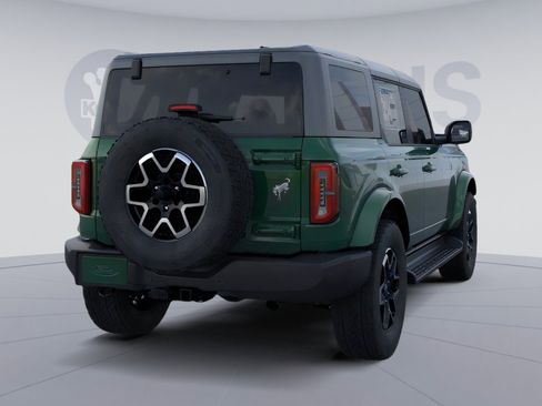 New 2025 Ford Bronco Outer Banks image 11