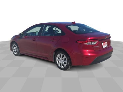 Used 2024 Toyota Corolla LE image 6