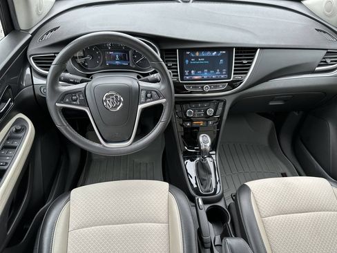 Used 2021 Buick Encore Preferred FWD image 15