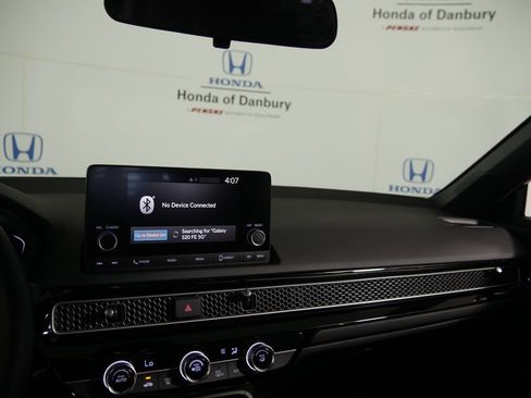 Used 2025 Honda Civic Sport image 16