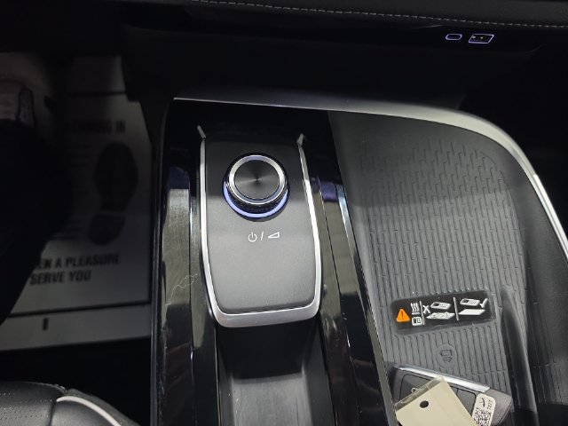 Used 2026 Buick Enclave Sport Touring AWD/4WD image 16