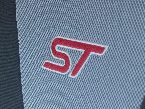 Used 2018 Ford Focus ST FWD image 14